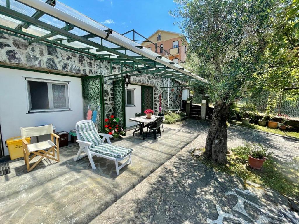 Rosy Apartment - Levanto, 5 Terre Exteriör bild
